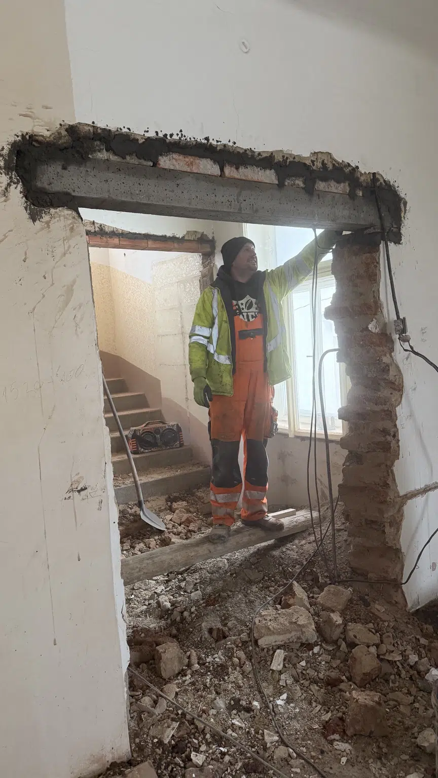 Rekonstrukce rodinného domu a suchá stěrka